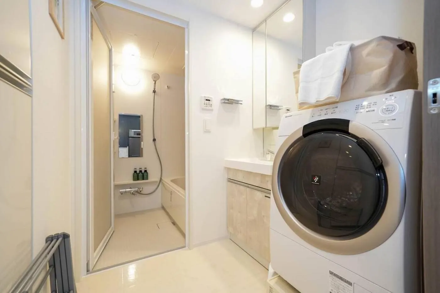 Mondomio Sapporo Minamisanjo Dori - Vacation Stay 16340 Apartment